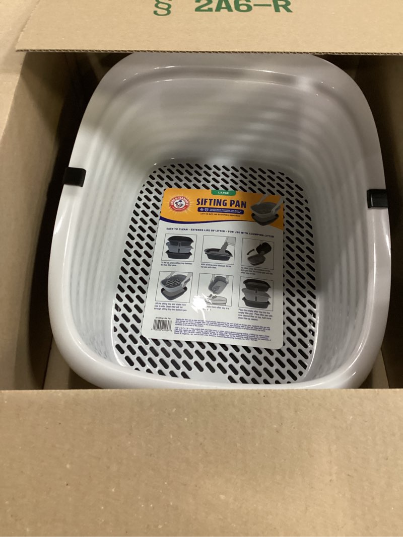 Condition photo showing Good Condition for arm & hammer large sifting litter box scoop free cat litter tray with microban, made in usa