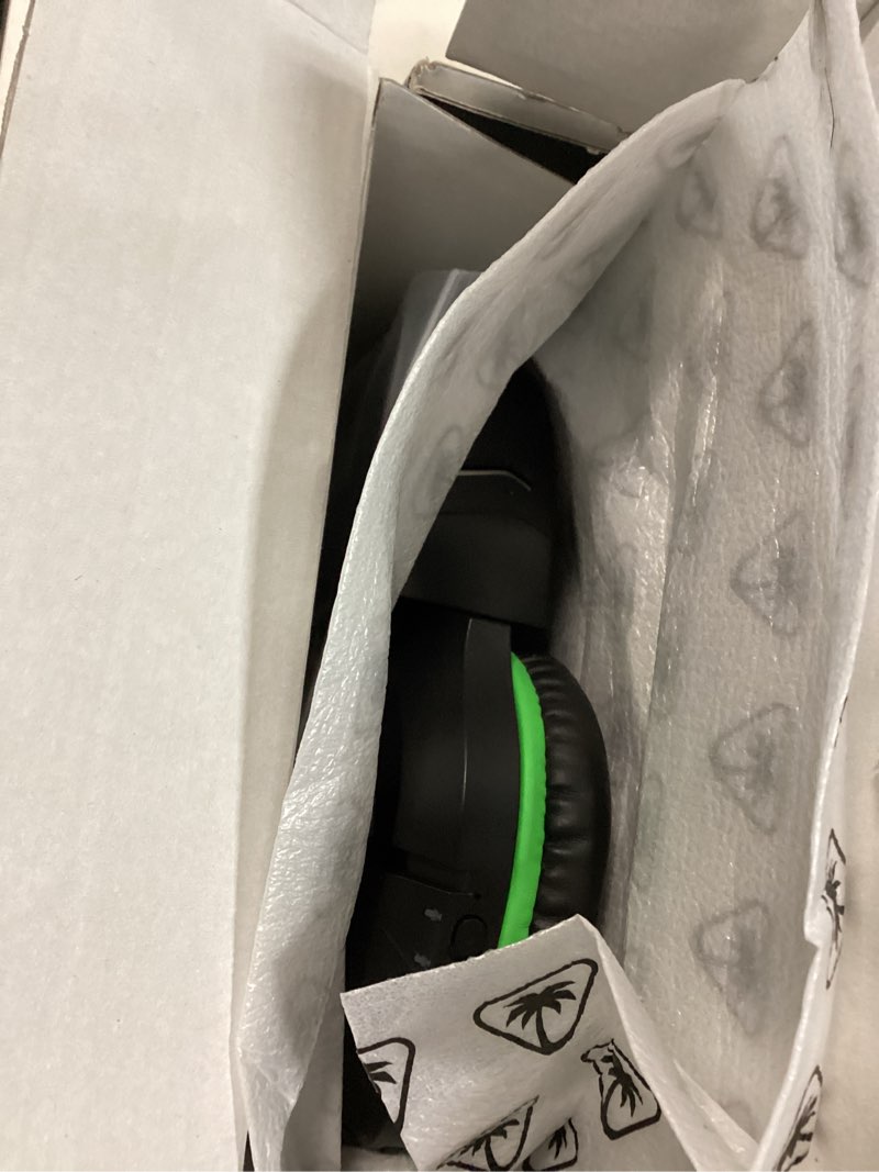 Condition photo showing Good Condition for Wireless Gaming Headset for Xbox Series X|S, Xbox One, PS5, PC, Mac, Switch – Bluetooth Headphones with Noise Cancelling Mic, 60H Playtime, Low Latency, Lightweight for Gamers Black and Green