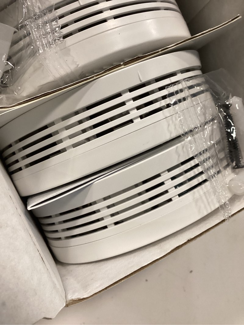 Condition photo showing New/Like New for interconnected smoke and carbon monoxide detector, 10-year battery wireless interlinked smoke & co alarm with dual sensors, home fire & co safety protection (3pack) 3-pack