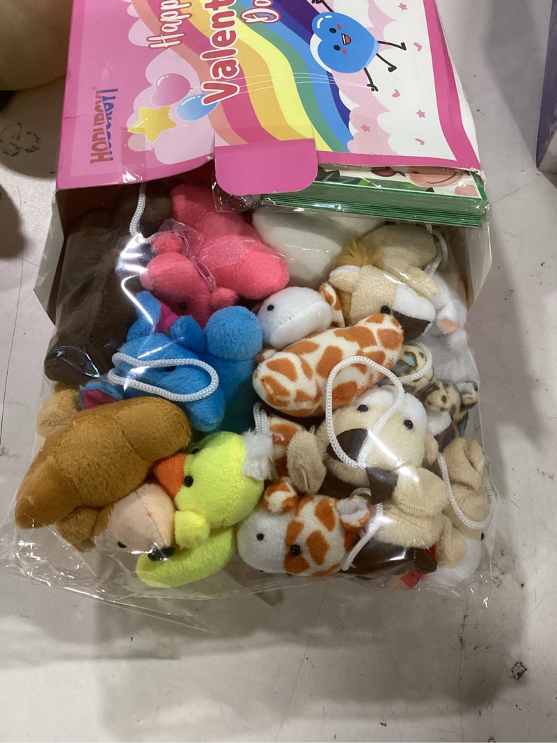 Condition photo showing New/Like New for Valentines Day Gifts for Kids, 30 Pack Valentine's Day Cards with Plush Toy for Kids, Valentine's Plush Keychain Toy for Classroom Exchange Cards and Party Favor, Greeting Gifts, Game Prizes Stuffed Animal