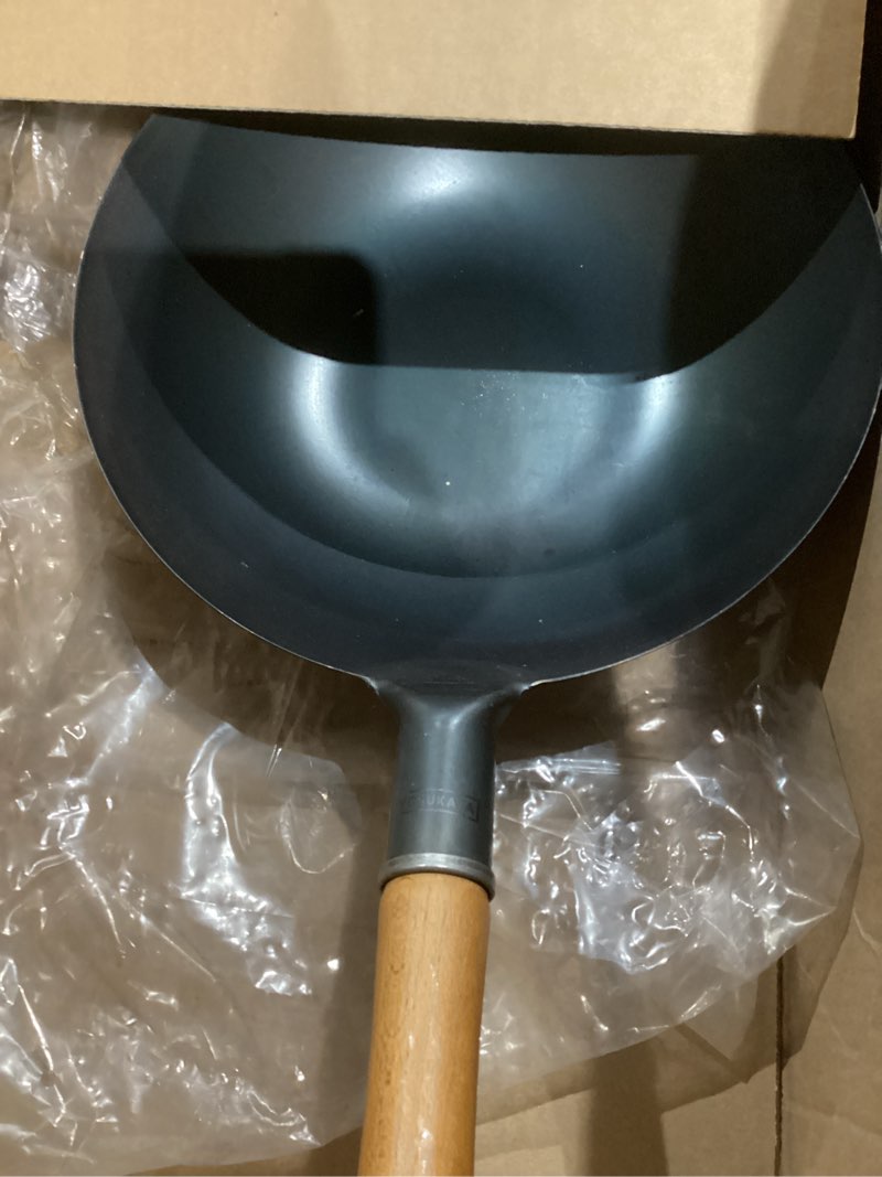Condition photo showing Good Condition for YOSUKATA 13.5" Carbon Steel Wok Pan – Pre-Seasoned Flat Bottom Pow Wok for Stir Fry, BBQ, Grill & Camping – Traditional Japanese Chinese Cookware – Compatible with Induction, Electric, Gas, Open Fire