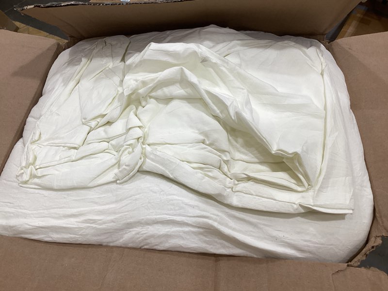 Condition photo showing As Is for bedsure king comforter set, ivory soft prewashed bedding for all seasons, 3 pieces gentlesoft™ bed set, 1 lightweight comforter (104"x90") and 2 pillowcases (20"x36") king(104"x90") 04 - ivory