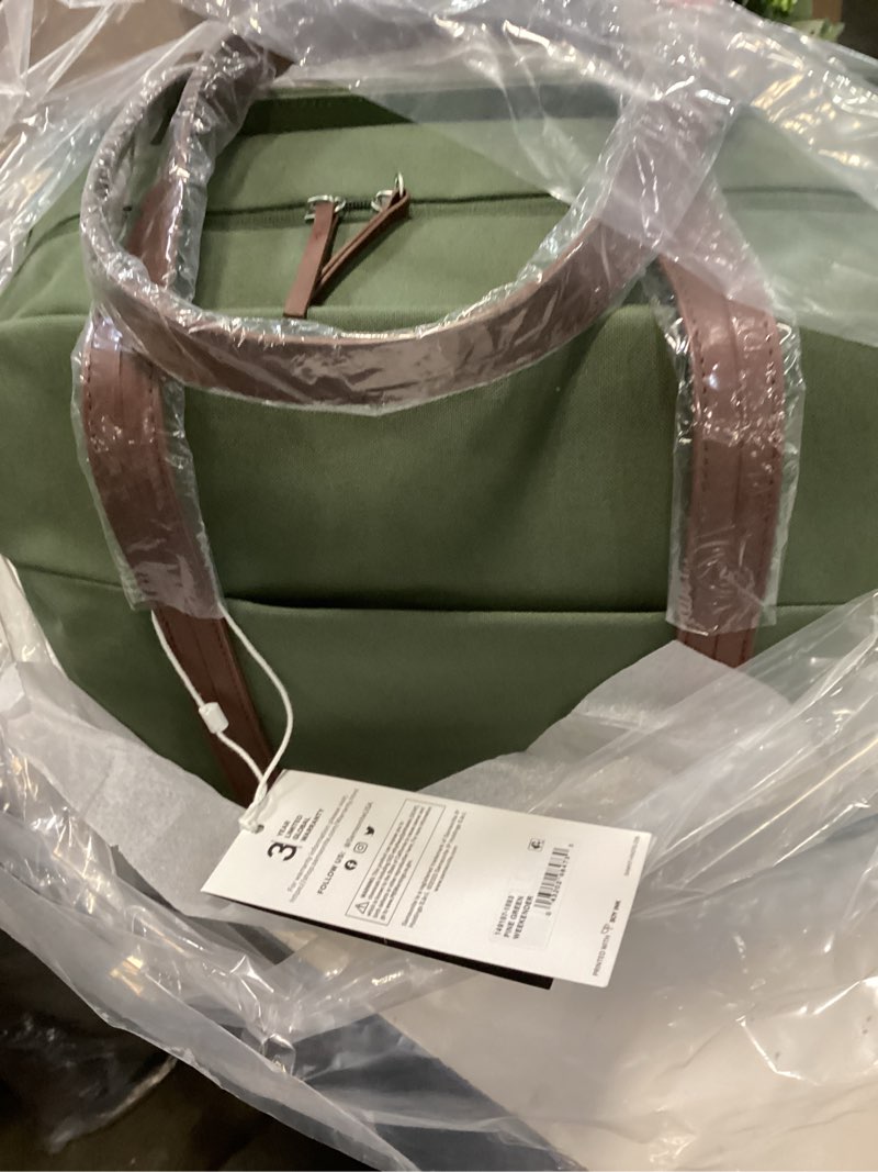 Condition photo showing New/Like New for Samsonite Virtuosa Weekender Duffel