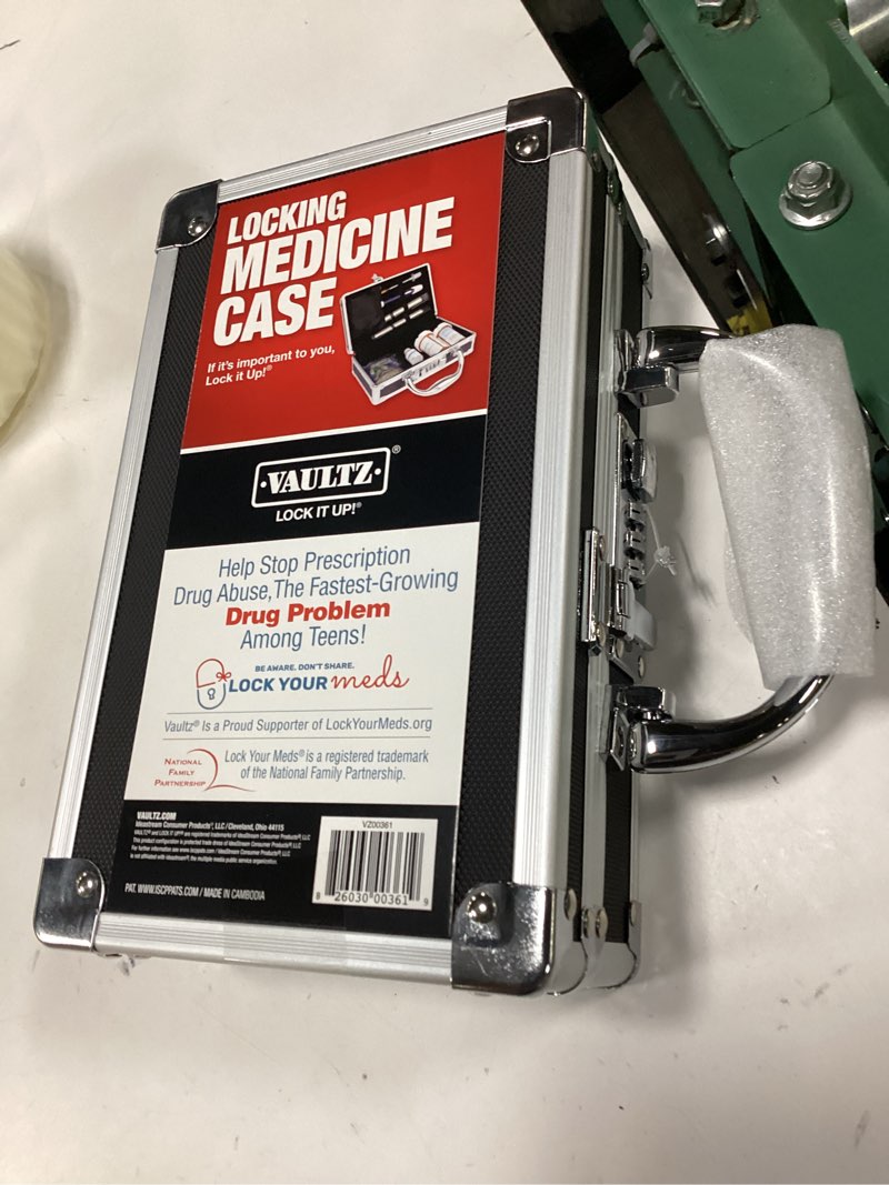 Condition photo showing Good Condition for vaultz medicine safe case w/combination lock - pack of 1 cases, 8.35 x 5 x 2.5" - black 1 pack black