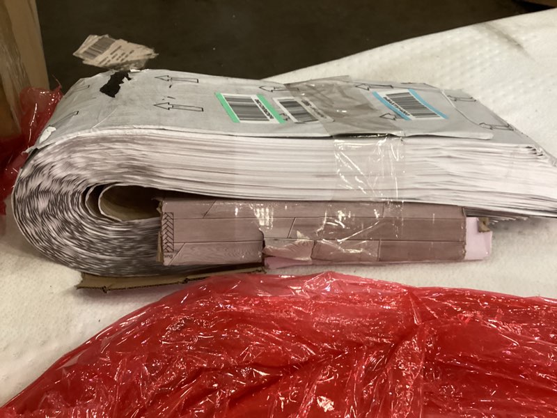 https://lotting-media.assets.bidfta.com/lotting_8c5a7cfd-0ee6-4160-9908-37029598865d