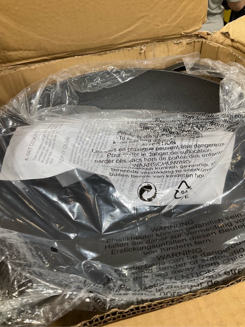 14" cast iron wok-heavy seasoned grill