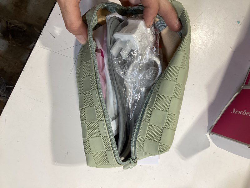 Condition photo showing Good Condition for newbealer travel iron with global voltage, 100-240v mini dry iron for clothes (no steam), max 300w, 60s heat up, 302? non-stick ceramic soleplate, 0.8lbs ultra-lightweight (hotpink)