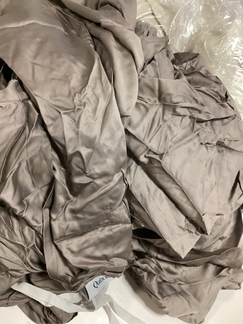 Condition photo showing Good Condition for bamboo duvet cover set, king/cal king, stone