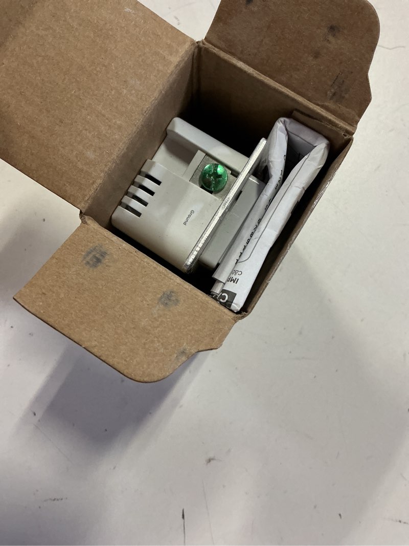 Condition photo showing Good Condition for UltraPro 700 Series Z-Wave In-Wall Smart Rocker Light Dimmer with QuickFit & SimpleWire, 3-Way Ready, Works with Alexa, Google Assistant, Z-Wave Hub Required, Smart Home, Voice Control, White, 59350 700 Series 1 Pack