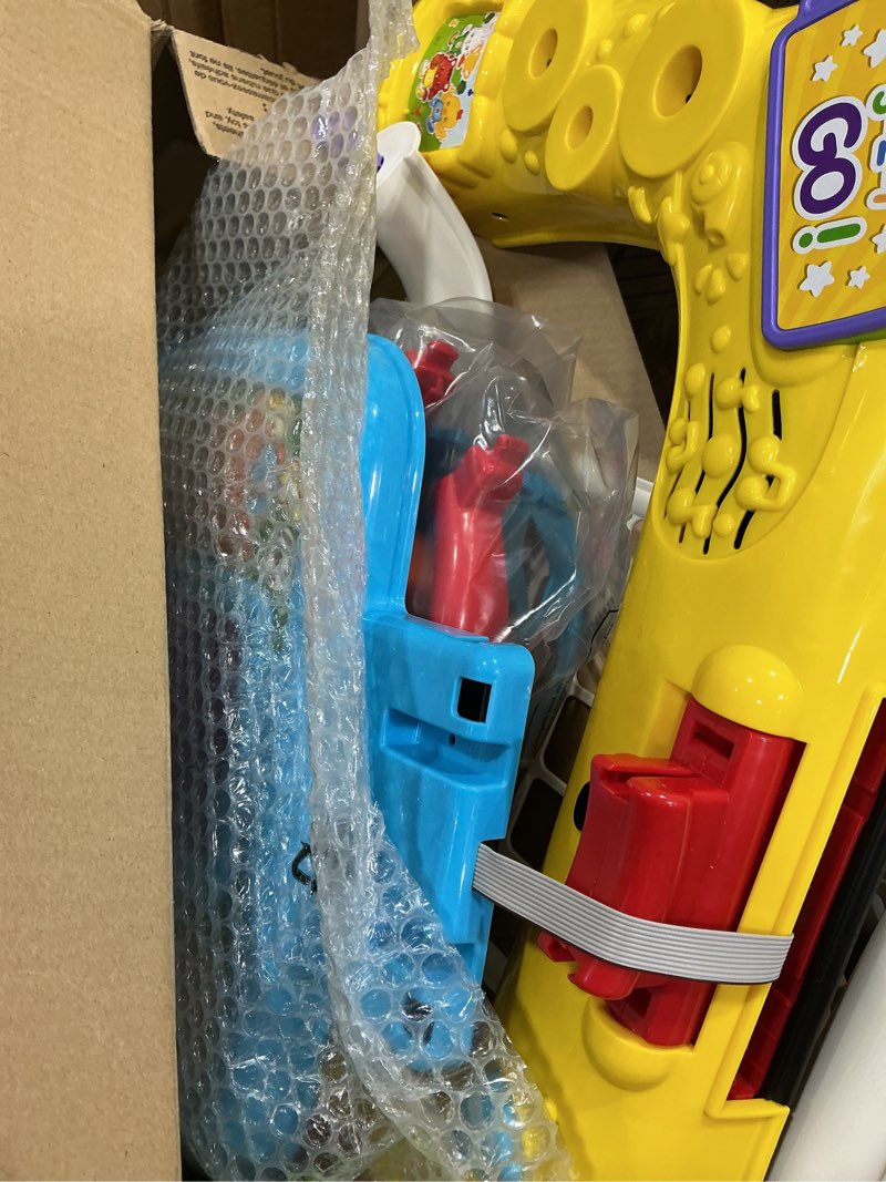 Condition photo showing Good Condition for vtech smart shots sports center (frustration free packaging), yellow