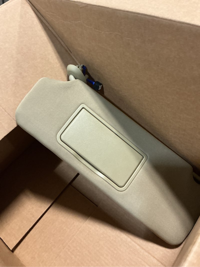 Condition photo showing Good Condition for sun visor for honda pilot 2016 2017 2018 2019 2020 2021 2022 honda ridgeline 2018-2020 replacement sun shade # 83280-tg7-a12za with vanity light/with makeup mirror (beige(driver left))
