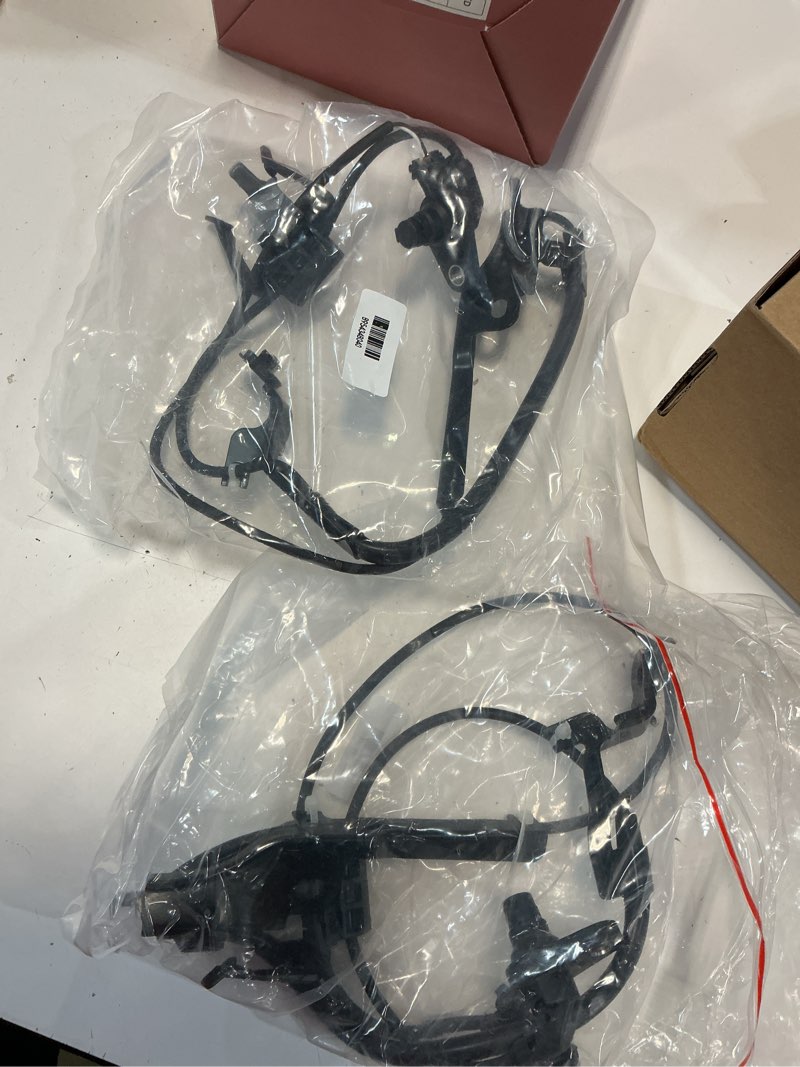Condition photo showing Good Condition for motoforti front left right abs wheel speed sensor, for toyota highlander 2008-2009, rubber, no.8954248040/8954348040, black, 2 pcs