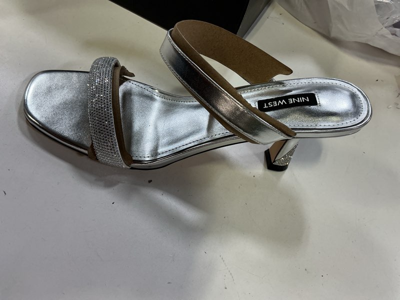 Condition photo showing Good Condition for Nine West womens Shimme 9.5 Silver 040