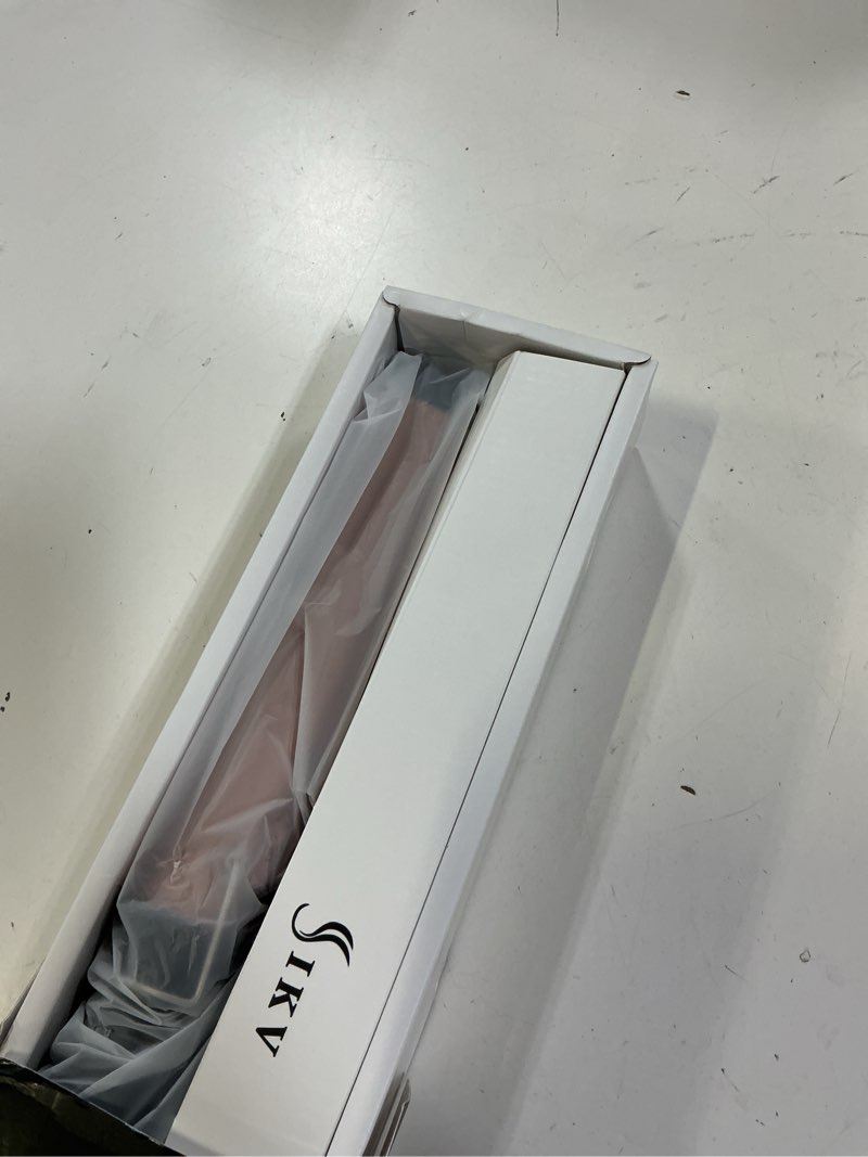 Condition photo showing New/Like New for 1 1/2 inch extra long barrel curling iron, 1.5 inch large barrel for long hair ceramic tourmaline
