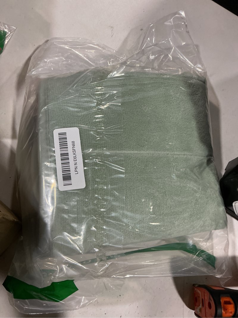 Condition photo showing Good Condition for yimobra memory foam toilet bath mat u-shaped, 24 x 20 inches,soft and comfortable, super water absorption, non-slip, machine wash and easier to dry for bathroom commode contour rug, pale green pale green 24" x 20"