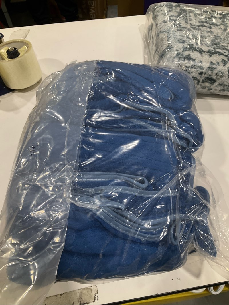 Condition photo showing Good Condition for SmoothNovelty 2 Pcs Extra Large Bath Sheets 40 x 80in Oversized Jumbo Bathroom Towel Giant XXL Coral