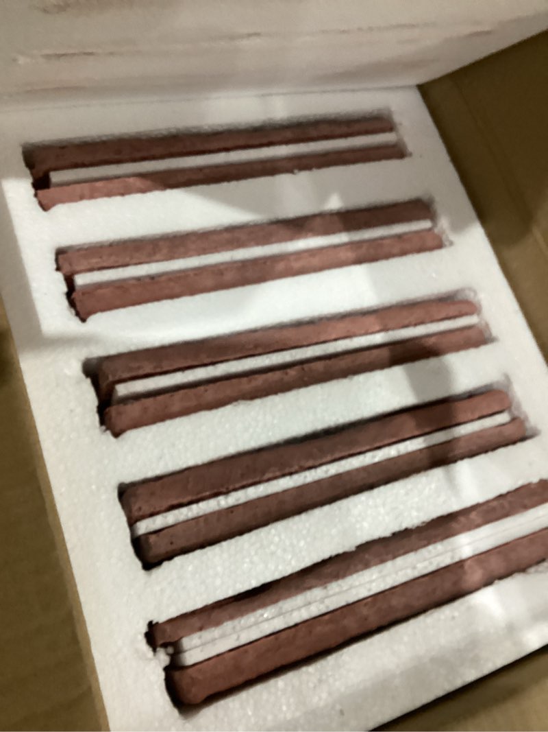 Condition photo showing Good Condition for 20 Pcs Red Thin Wall Brick Veneers, 2.4" x 7.9" for Kitchen Backsplash, Fireplace, Living Room, Interior and Exterior Wall Decoration (3.5 sq.ft)