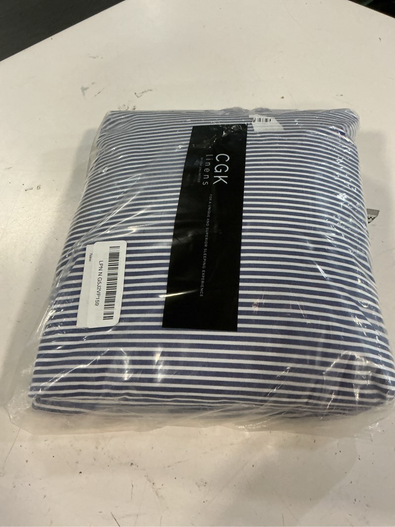 Condition photo showing New/Like New for blue and white striped sheets - 1 flat & 1 fitted sheet & 2 pillowcases w/ deep pockets - cozy, wrinkle & fade resistant - ultra-soft, breathable & cooling - luxury pinstripe bedding - queen size 19 - navy ombre queen