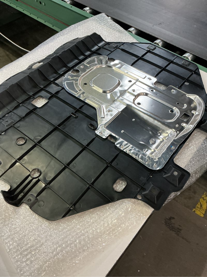 Condition photo showing As Is for front engine splash shield under cover 74110-t7j 52014