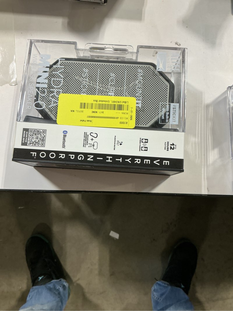 Condition photo showing Good Condition for altec lansing hydramini 2.0 everythingproof magnetic wireless portable bluetooth speaker, black grey, imw1002