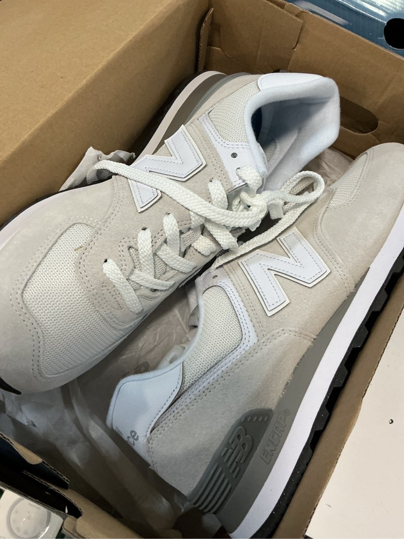 Condition photo showing New/Like New for new balance men's 515 v3 sneaker 10.5 nimbus cloud/white