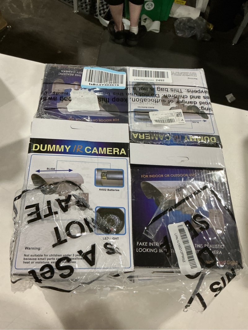Condition photo showing Good Condition for macarrie 8 pcs fake camera dummy security camera with flashing led light realistic plastic fake video cctv for indoor outdoor home office store, no battery included(silver)