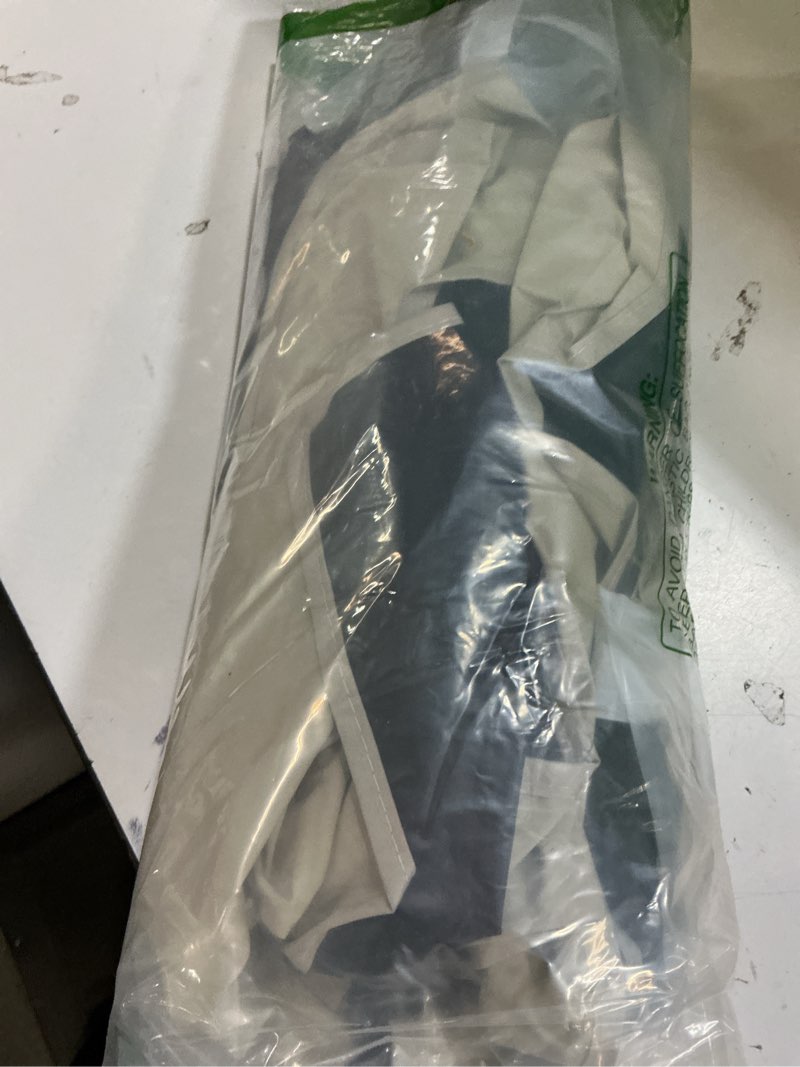 Condition photo showing Good Condition for upgrade nmoiss windshield sun shade umbrella for car vinyl coating protect car from sun rays & heat damage keep cool and protect interior small (53" l x 29" w)