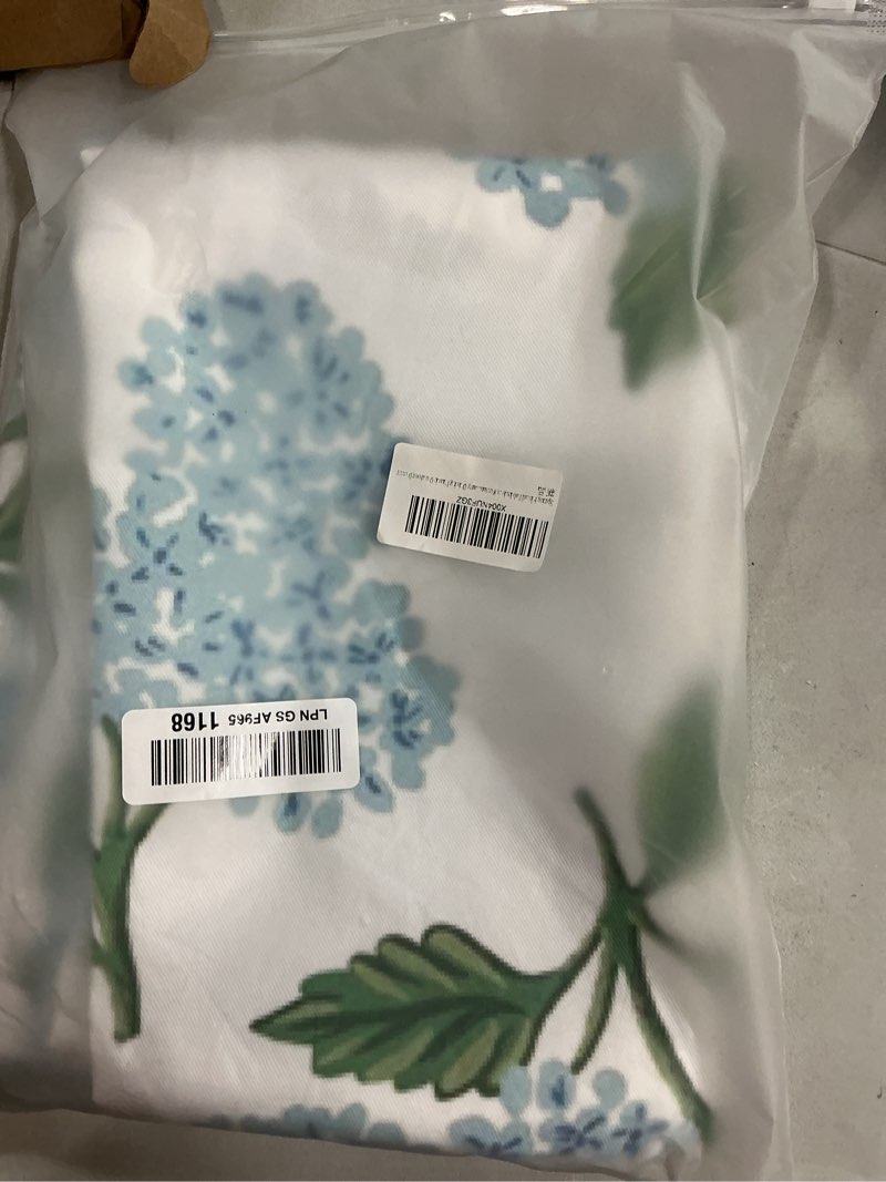 Condition photo showing New/Like New for spring floral tablecloth rectangle 60 x 84 inch blue hydrangea flower table cloth polyester fabric vintage summer flowers table cover for kitchen holiday party dining picnic outdoor decor blue hydrangea floral 60" x 84" (rectangular)