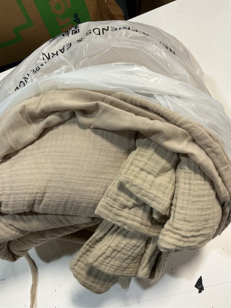 Condition photo showing As Is for quince organic cotton gauze duvet cover set, king/cal king, dune