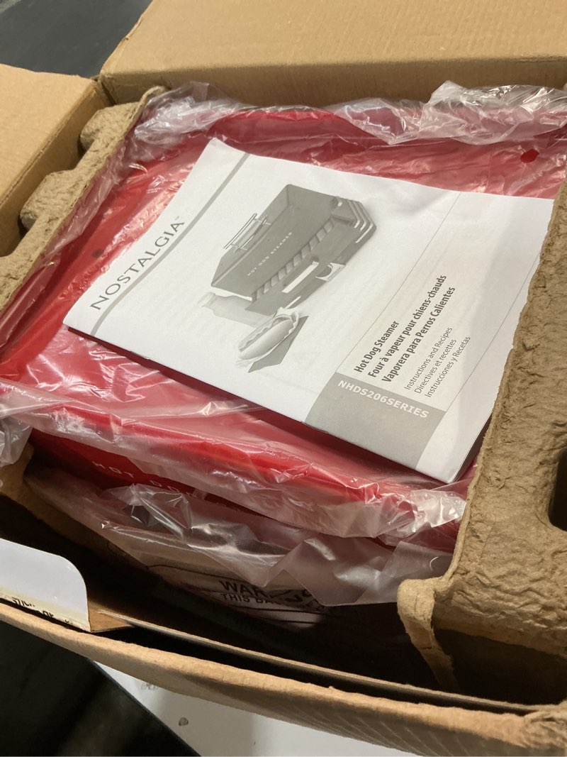 Condition photo showing Good Condition for Nostalgia Extra Large Diner-Style Steamer 20 Hot Dogs and 6 Bun Capacity, Perfect for Breakfast Sausages, Brats, Vegetables, Fish Red Steamer