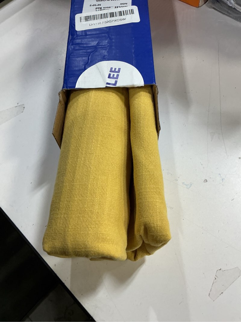 Condition photo showing Good Condition for MIULEE Decorative Linen Pillow Covers 20x20 Inch Yellow ?Boho Farmhouse? ?Neutral Couch Throw Pillows for Bed Pack of 2 Accent Modern Pillowcase Summer Sofa Livingroom Home Decor 20" x 20" (Pack of 2) Yellow