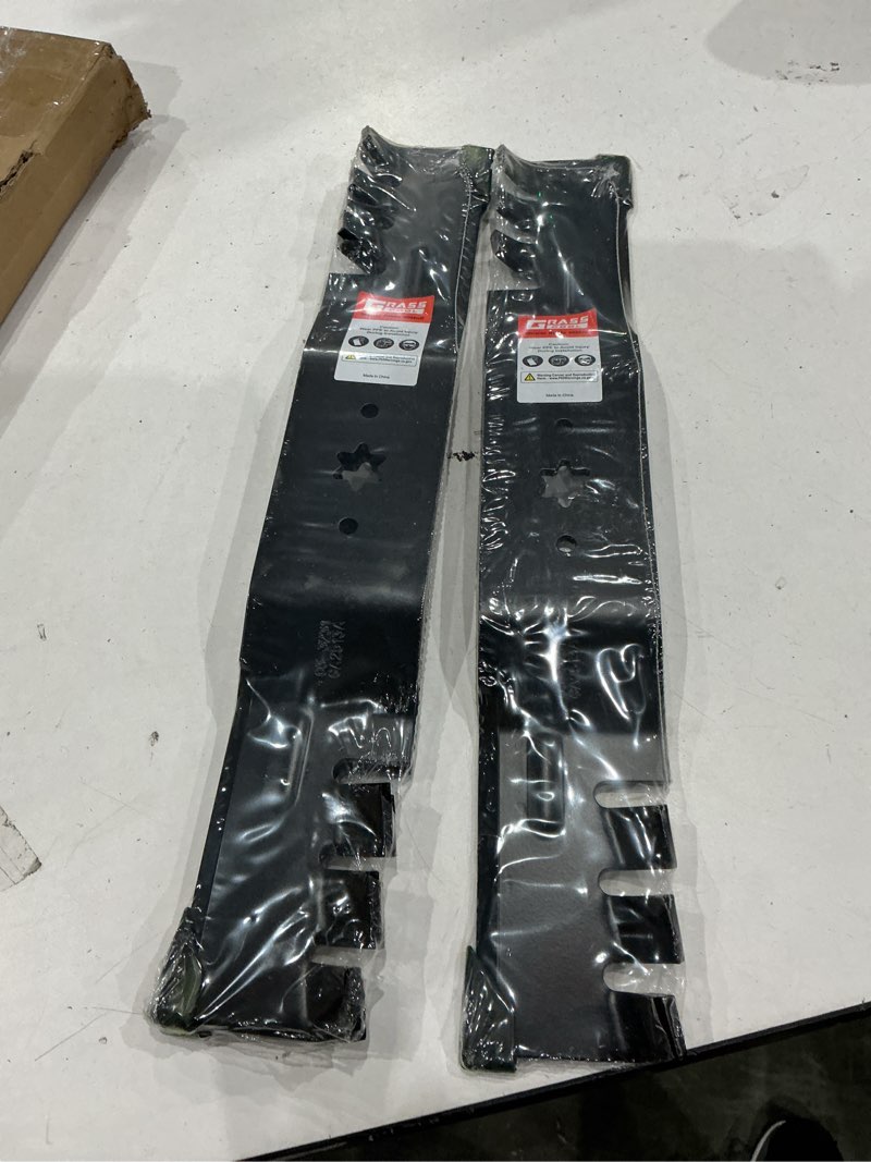 Condition photo showing Good Condition for lot of 2 lawn mower blades 40mnb 21" l mulching replacements 03-3217 ga2499a