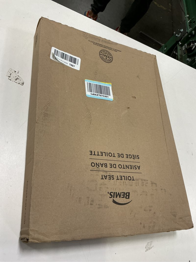 Condition photo showing New/Like New for Bemis 7300SLEC Slow Close Toilet Seat, Easy Clean Hinges and Durable Plastic Seat, Made in USA, Elongated, White