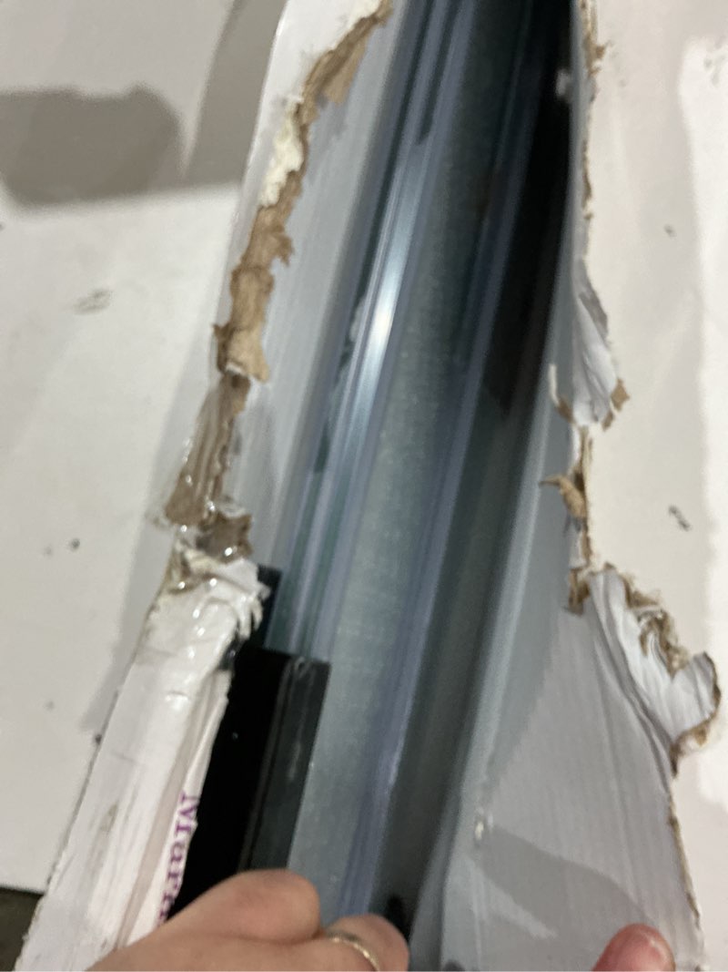 Condition photo showing Good Condition for 29.21x11.69 x0.16in clear tempered glass canopy | aquarium fish tank hoods fits for most 20long/29 gallon fish tanks (aqueon, marine land & perfecto)