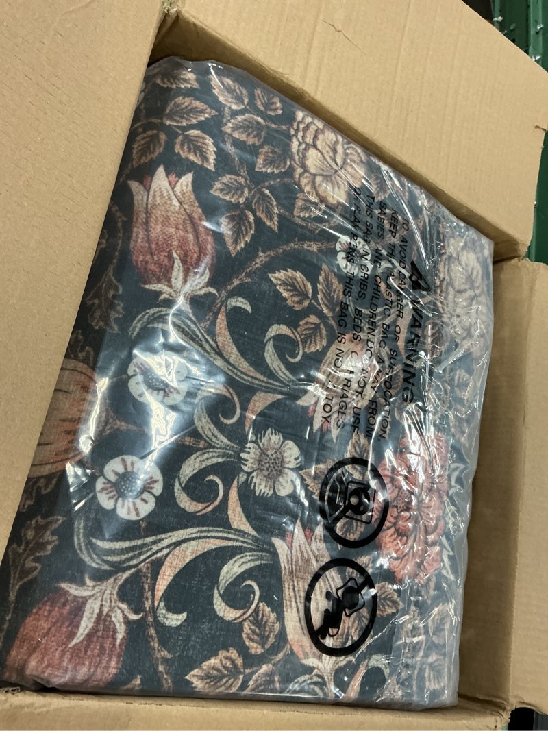 Condition photo showing New/Like New for GarveeHome Brown Vintage Floral Washable 8x10 Area Rugs for Living Room Black Boho Botanical Retro R