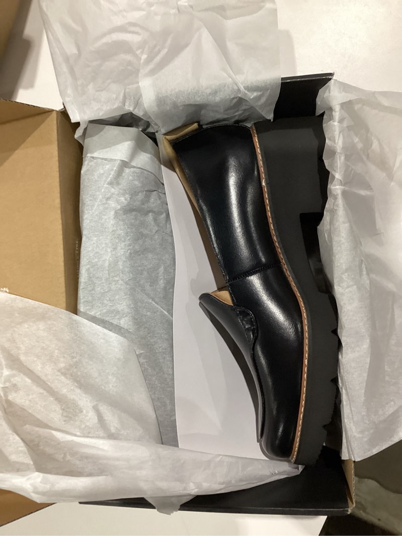 Condition photo showing New/Like New for Naturalizer Women's, Cabaret Slip-On 9 Black/Black