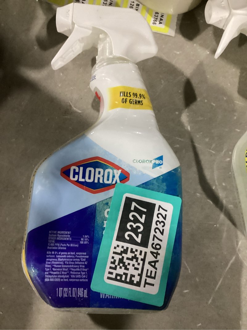 Condition photo showing Good Condition for Clorox Clean-Up Disinfectant Cleaner with Bleach  32oz Smart Tube Spray