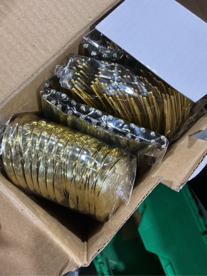 Condition photo showing New/Like New for 150pcs gold plastic silverware,heavy duty disposable utensils include 50 forks,50 spoons and 50 knives,gold cutlery plastic silverware sets for party, birthday,wedding