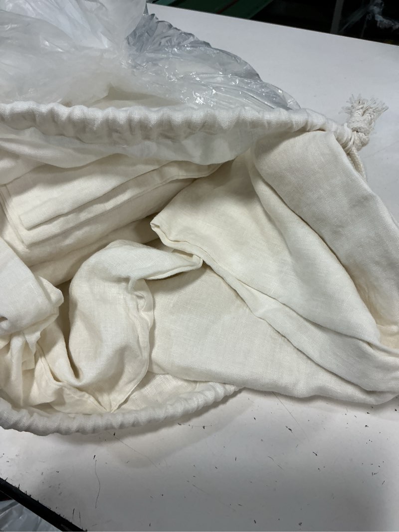 Condition photo showing Good Condition for european linen double flange deluxe bedding bundle, queen, ivory