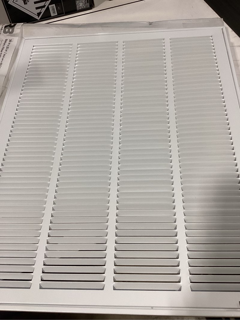 Condition photo showing Good Condition for reliabilt 20-in x 25-in steel white sidewall/ceiling filter grille