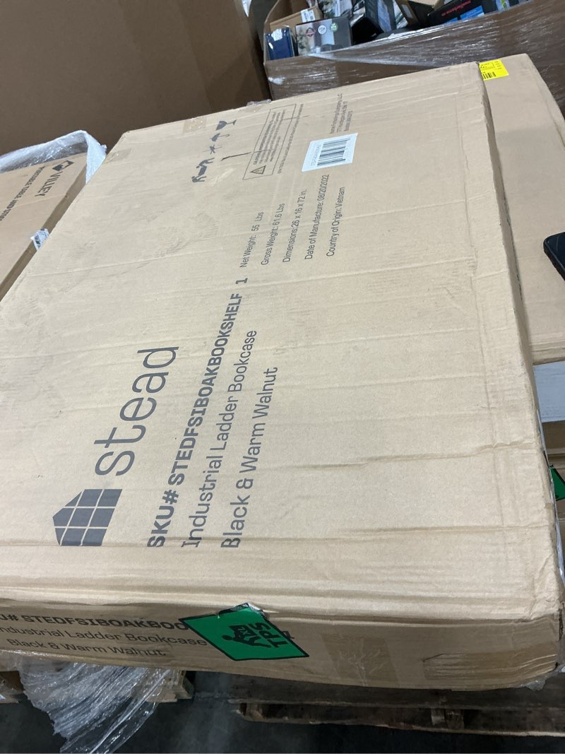 Stead Industrial 5-Tier Ladder Bookshelf 2023 Collection - Industrial and Modern Farmhouse Decor - Living Room Furniture - Great as Plant Shelf and Record Player Stand (Oak)