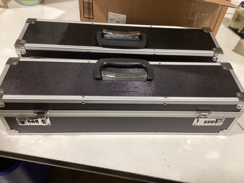 Condition photo showing Good Condition for geetery 2 pcs chef's knife cases aluminum hard shell with double combination lock and compartments storage box portable organizer with 8 knife slots for cooking classes