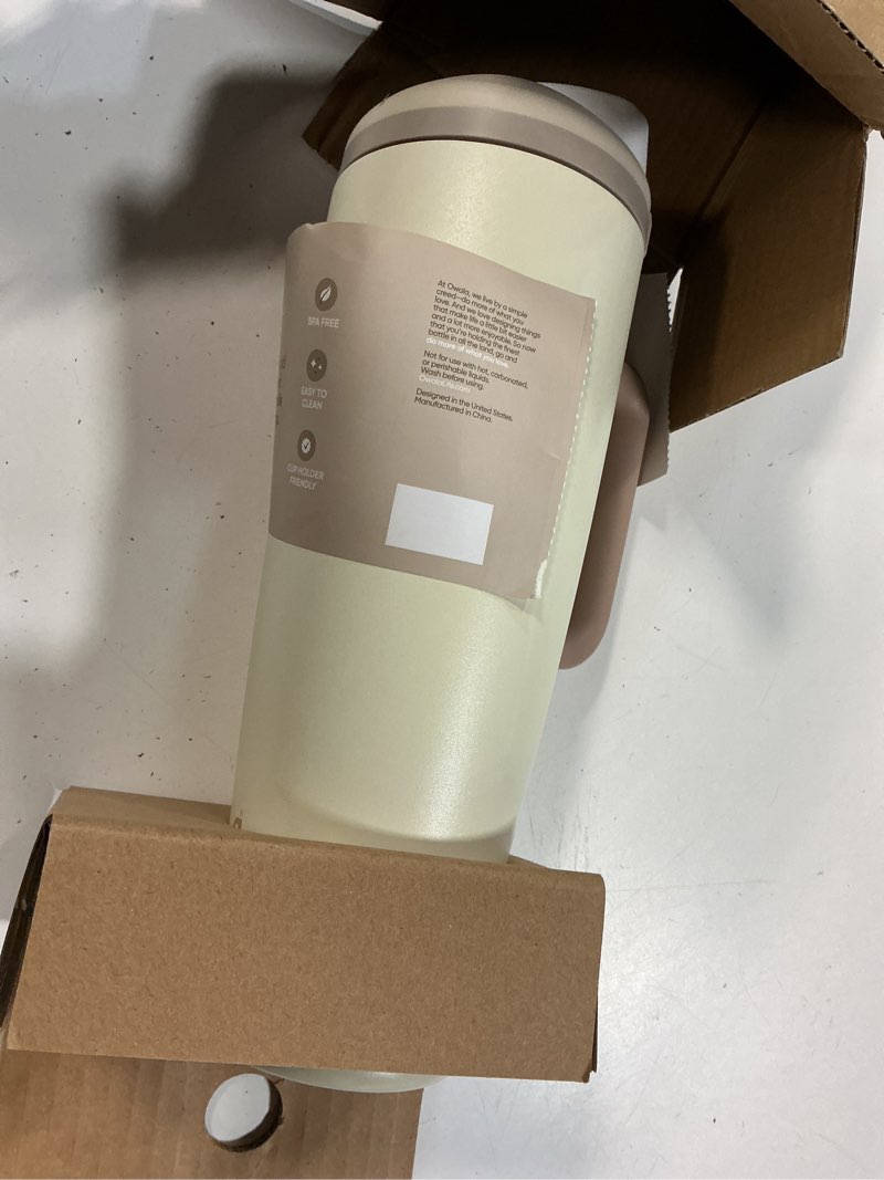 Condition photo showing New/Like New for owala freesip tumbler - stainless steel - 40-oz. - tan (lightly toasted) lightly toasted 40 ounces