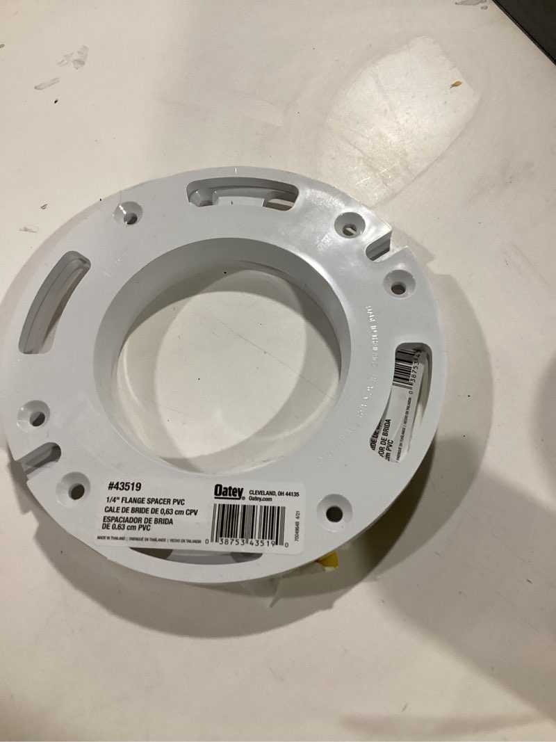 Condition photo showing Good Condition for Oatey 1/4 in. Closet Flange Spacer