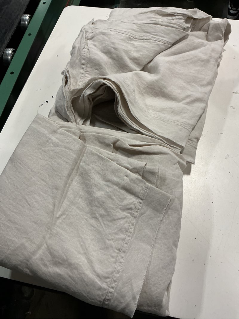 Condition photo showing Good Condition for quince, european linen double flange duvet cover, king/cal king, sand