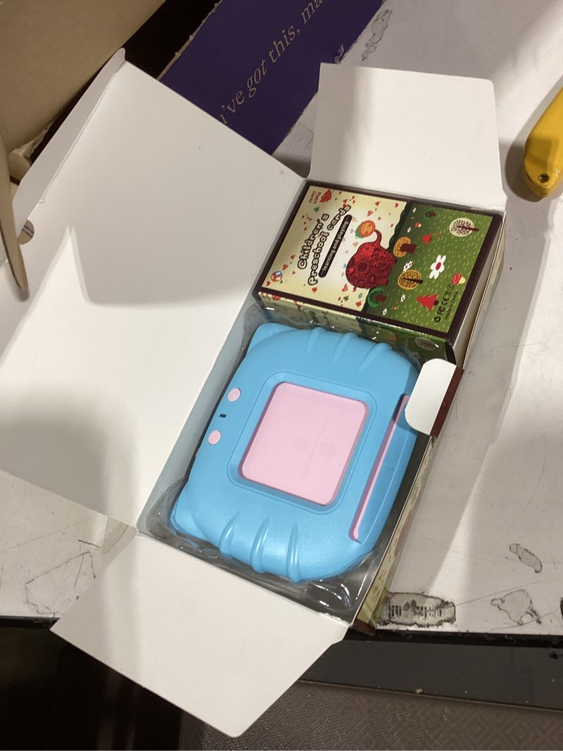Condition photo showing New/Like New for similiar product not like stock phototalking flash cards for toddlers 1 2 3 4 year olds, montessori language learning with 224 words, pocket speech therapy playthings, children's sensory educational device, green 224 words english green