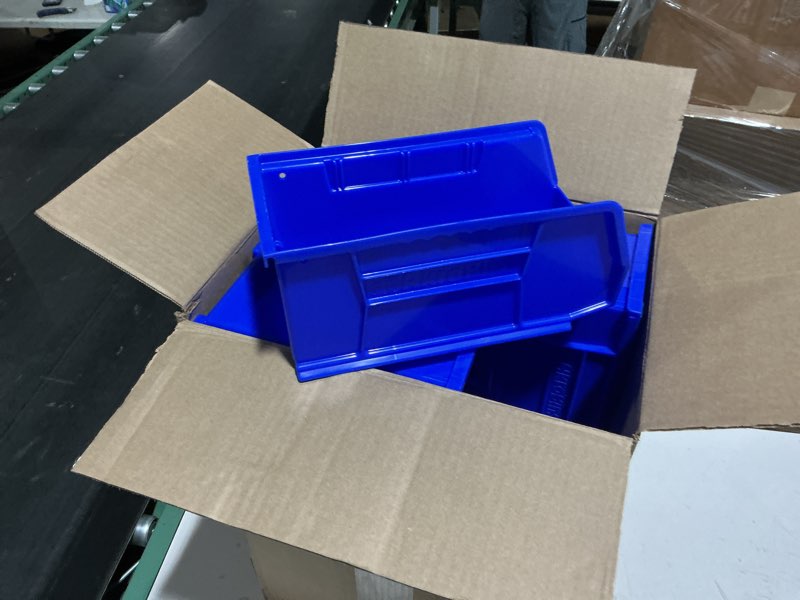 akro-mils 30230 akrobins plastic storage bins, space-saving stackable bins for garage, pantry, craft organization, 10.5 "l x 5.5 "w x 5"h, blue, 12-pack