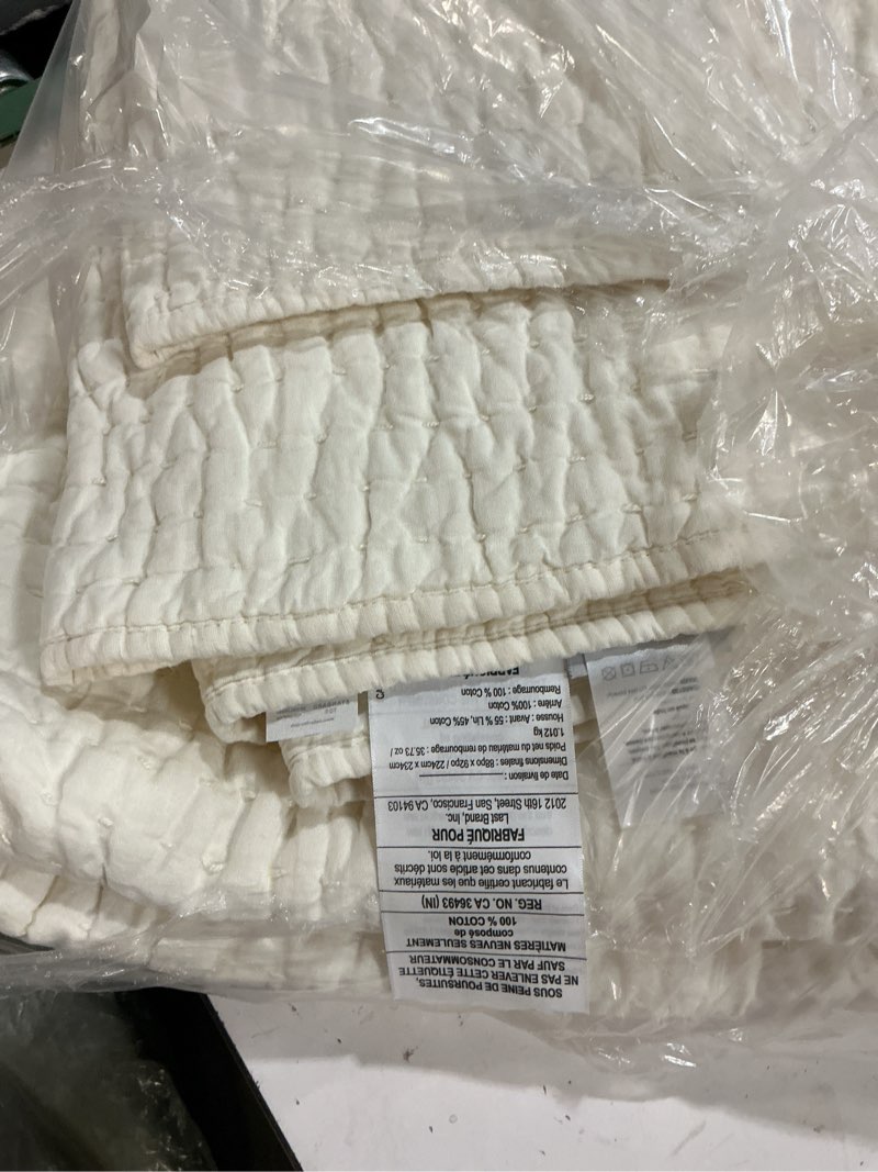Condition photo showing Good Condition for quince european linen cotton stitch quilt set 88*92”