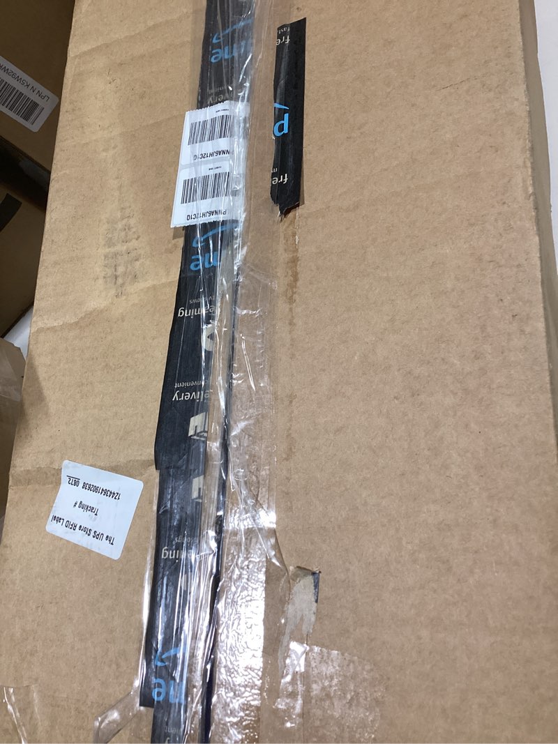 Condition photo showing Good Condition for Oreck Commercial XL Vacuum Cleaner, Bagged Upright Vac for Carpets and Hard Floor, Lightweight, Automatic Height Adjust, High-Speed Brush Roll, Powerful Vacuum Cleaners for Commercial Use