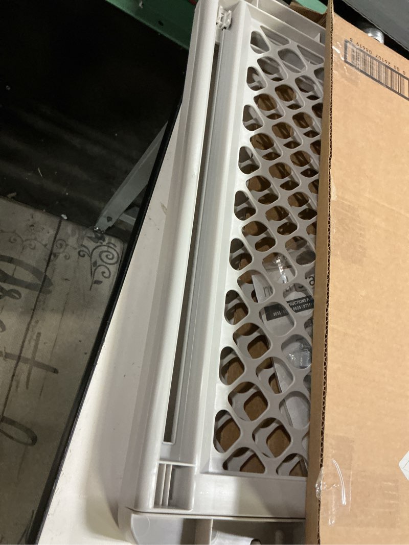 Condition photo showing Good Condition for North States 5-Way Pet Gate, Model# 8619